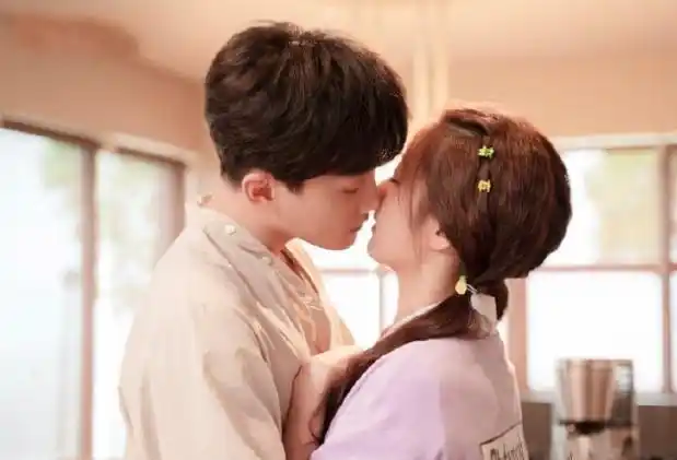 始于不可思议,同时让大家看到了范世琦和戚砚笛两人感情增进的过程