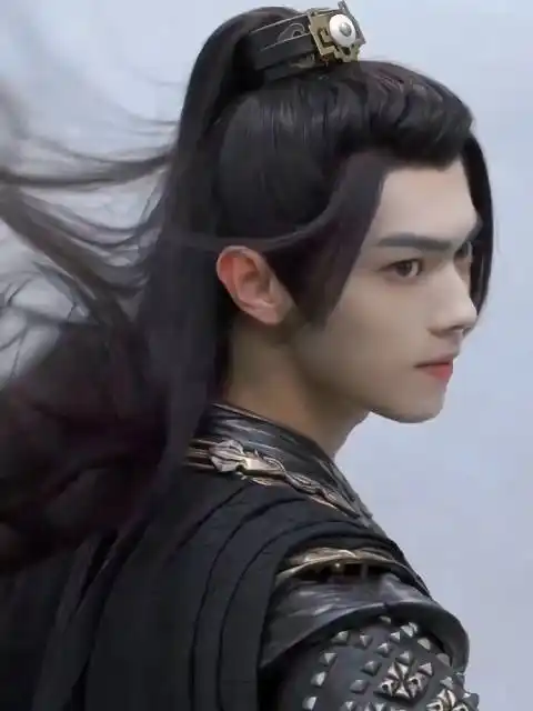 许凯古装小战神