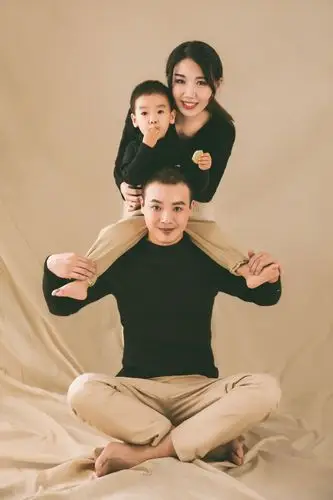 一家三口的全家福