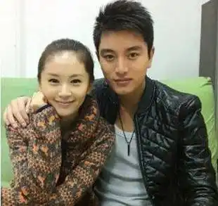 从小父母分手,和王朔暧昧,爱上贾乃亮,如今丈夫原来是熟悉的他_王子文