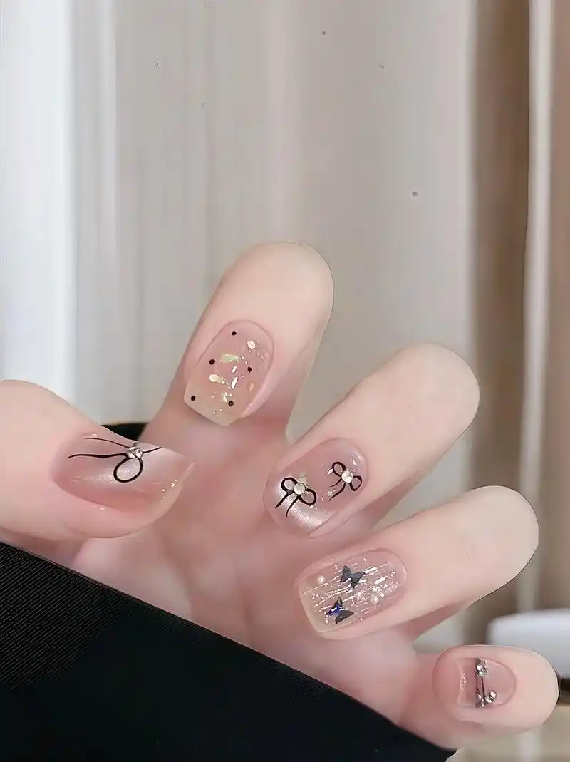 珍珠粉美甲#百搭美甲#氛围感美甲 #亲手晒美甲#裸粉色美甲#冰透美甲