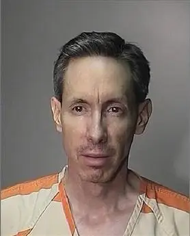 基督末世圣徒原教旨教会"教主沃伦-杰夫斯和5名追随者7月22日遭到得克