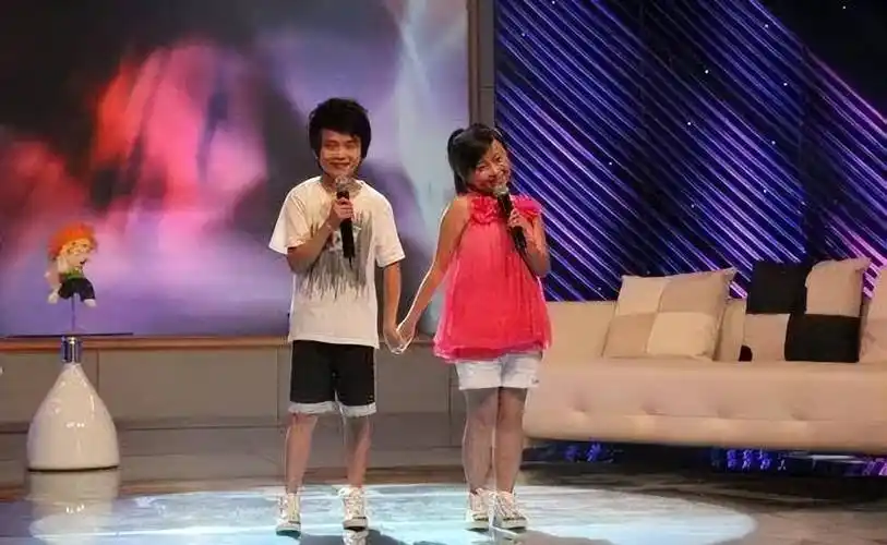 朱洁:34岁身高1米28,丈夫秦学士是高材生,结婚11年不能收孩子_母亲