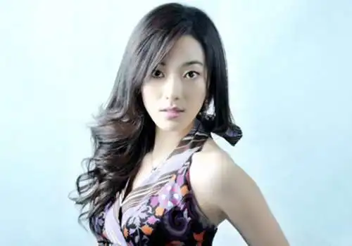 张培2011年5月29日凌晨,上海著名广播主持人张培因病离世.