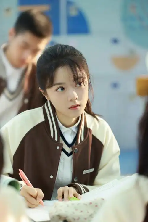 从当年林妙妙为不回微信红眼,到现在林其乐满街找蒋