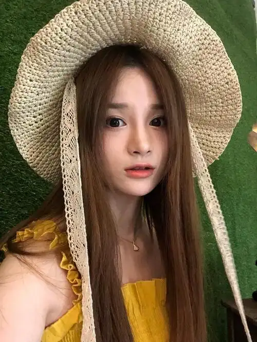 我现在去打职业,还来得及找这么好看的女朋友吗?