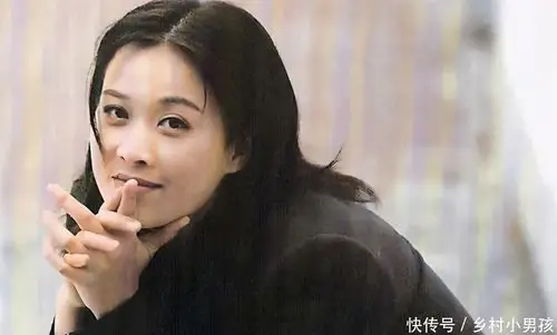 那英在乐坛的名声是 年轻时候的那英也是一个