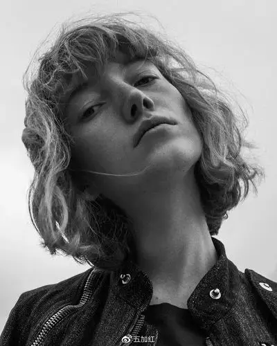 伊莉莎维塔波罗地娜俄罗斯摄影作品2520p