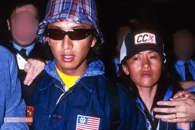 木村拓哉迎来51岁生日两女儿罕见po出爸妈的亲密合照网友狗粮还是陈的