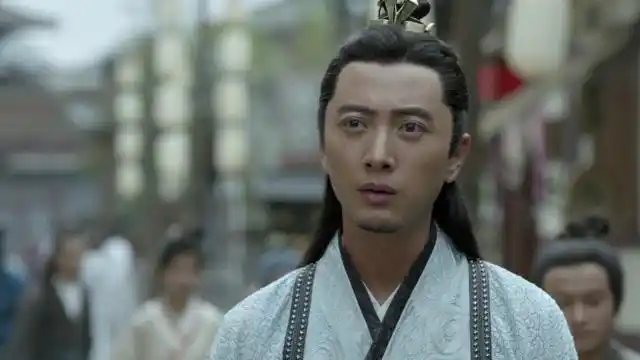 《庆余年》郭宝坤街边寻杀手,见人就问:你是要饭的?