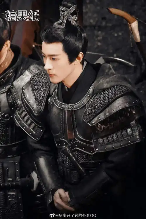 折腰#季肖冰折腰路透图,古装很帅诶!