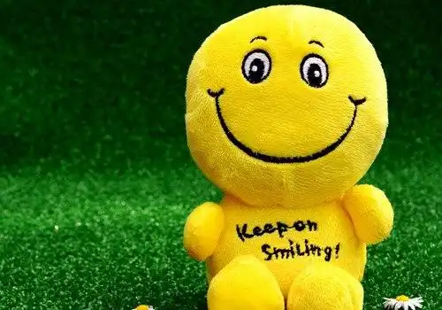 正能量励志可爱笑脸图片快乐的笑脸