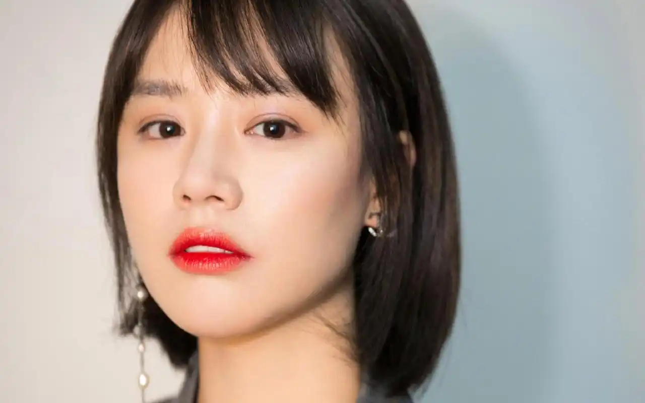 马思纯时尚干练写真图片桌面壁纸高清大图预览1920x1200_大陆明星下载