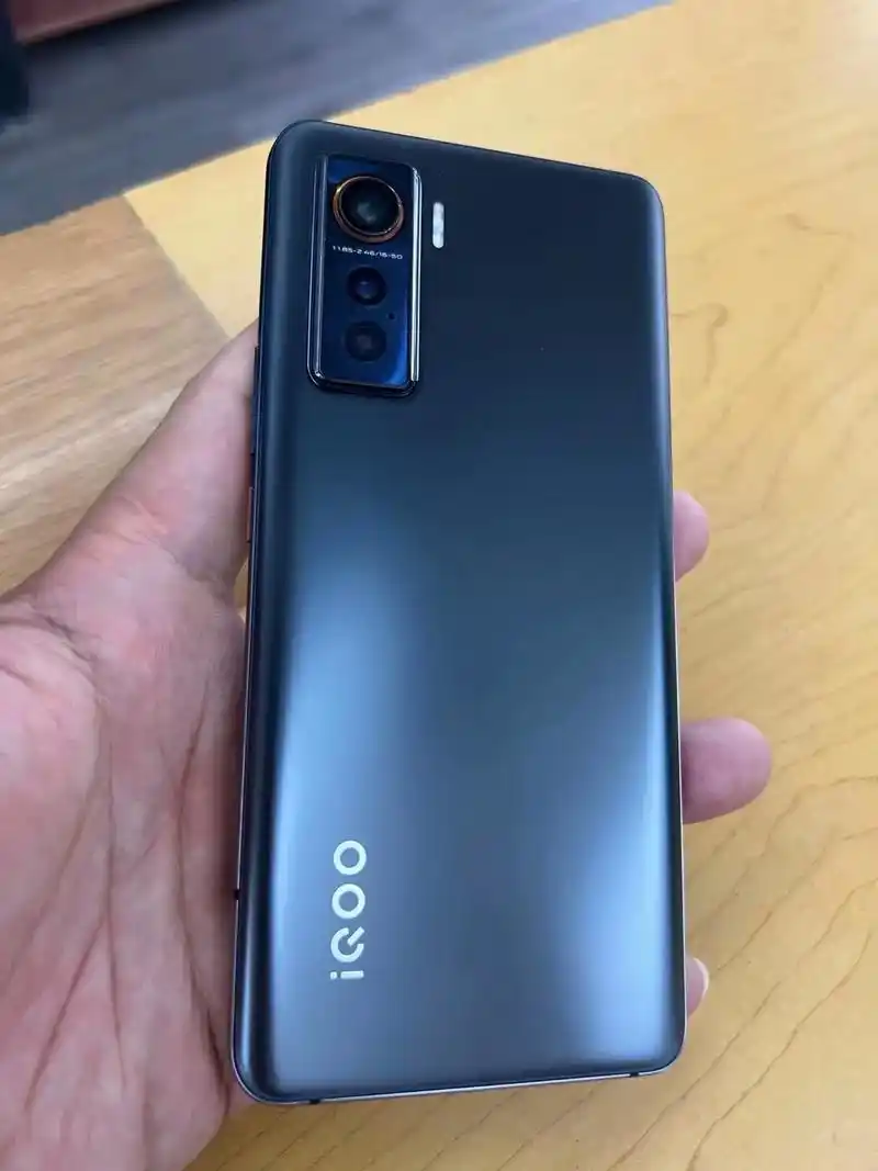 vivoiqoo5手机120hz柔性屏骁龙865双模5g全网通二手99新皓影8gb128gb