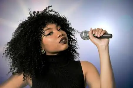 非洲裔美国黑人女歌手照片