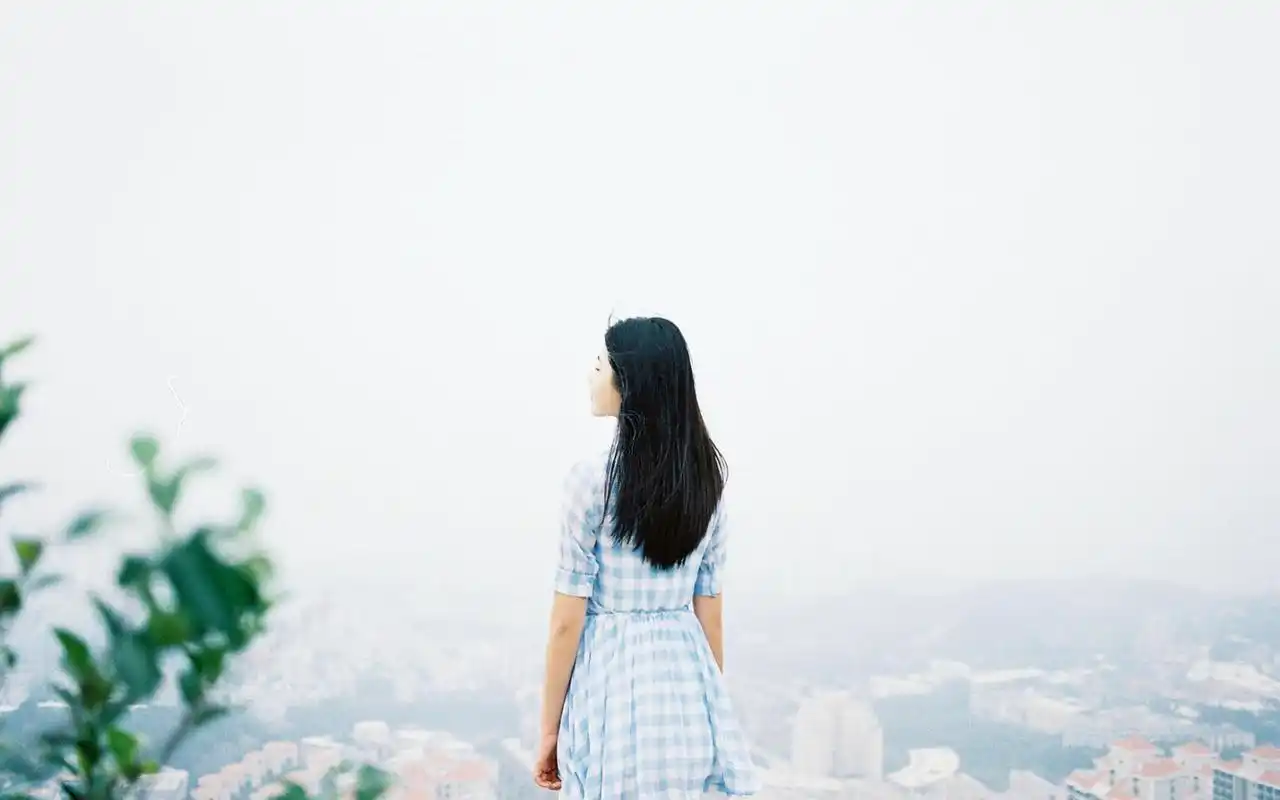 运动型少女写真图片桌面壁纸高清大图预览1920x1200_美女壁纸下载_美