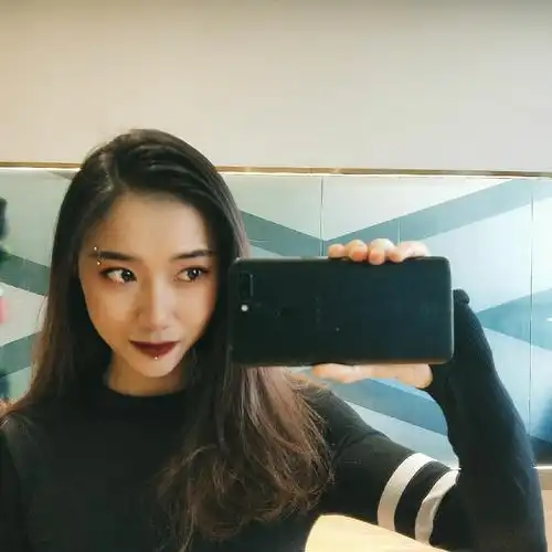 女孩9799162cm110斤是一种什么体验?