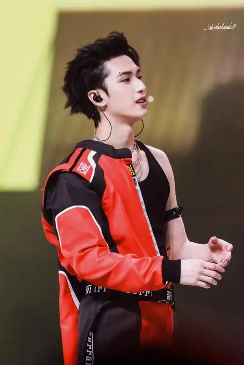 严浩翔 二代唯一all红##严浩翔叁重楼暨出道四周年演唱会