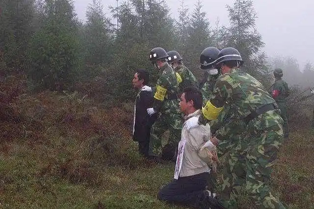 盘点建国后死刑犯执行枪决的行刑前瞬间