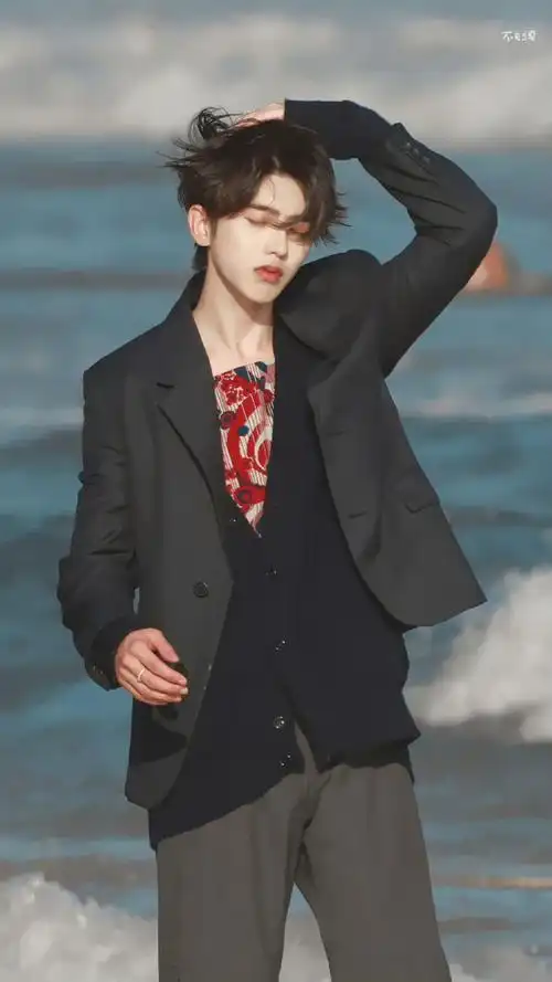 海边绝美氛围图,美到我心颤    #蔡徐坤#ride or die -蔡徐坤