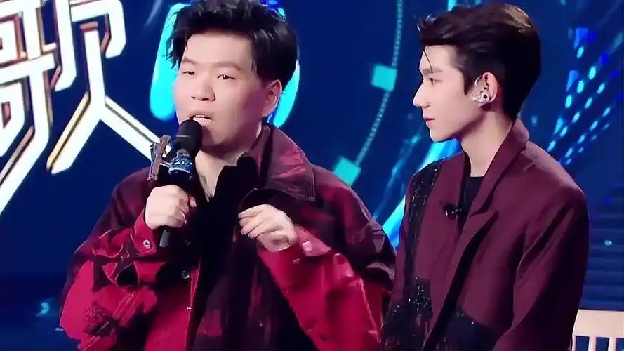 常石磊王源的完美结合,碰撞出火花,给一首歌注入灵魂丨我们的歌