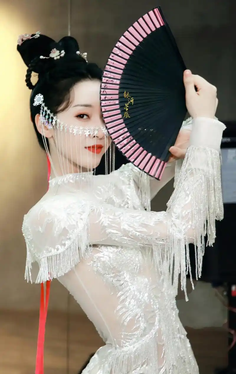 宣璐古装壁纸,她的古装造型真的好漂亮啊