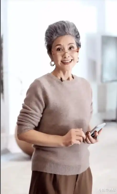 从家庭主妇到"旗袍王后":曹美丽奶奶生动诠释了美丽与年龄无关