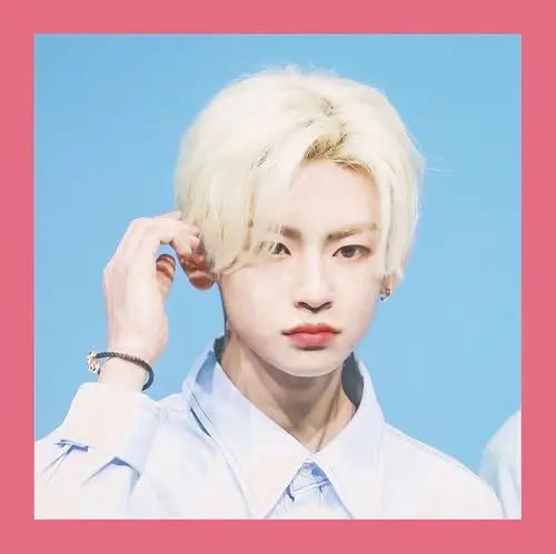 小鬼王琳凯 头像