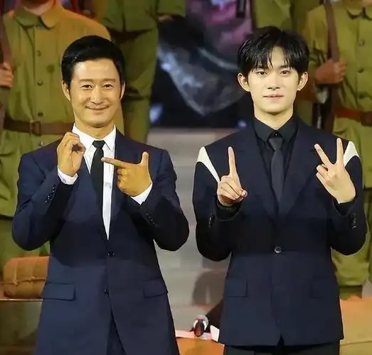 湖南籍7位影视男星有人娶病妻有人送外卖真实人生大不同