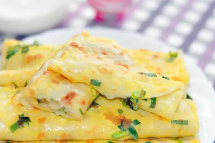 手不沾面,几分钟做好的土豆鸡蛋饼,让早餐营养又健康 标题