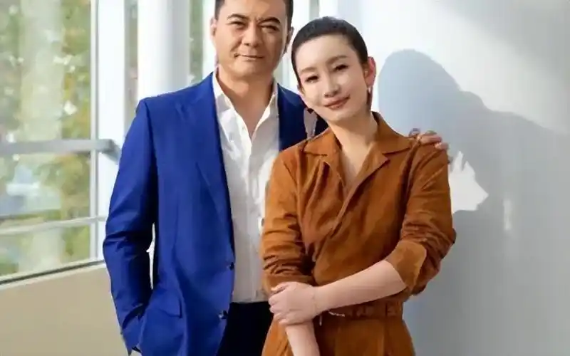 秦海璐巨婴症儿子现已8岁看到长相后网友表情大为吃惊