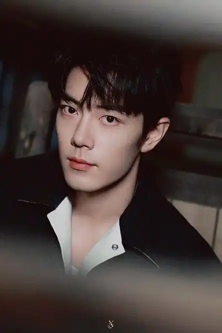 对你没看错,这不仅是对肖战@x玖少年团肖战daytoy个人时尚影响力的