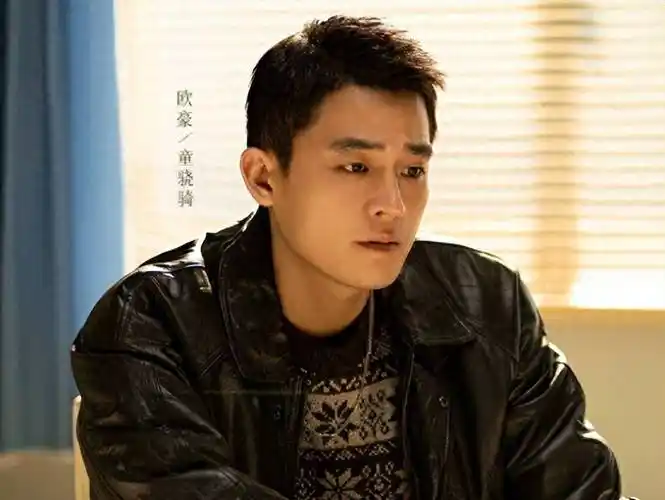 分手5年,看欧豪和马思纯的现状,才知道当年谢霆锋多有眼光_经历_作品