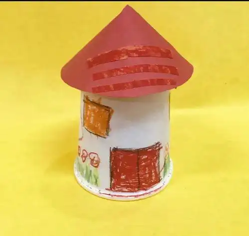 如何将一次性纸杯手工变废为宝?