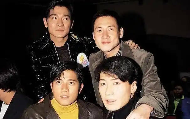 天王演唱会打骨折曾经同为四大天王成员如今境况却有不同