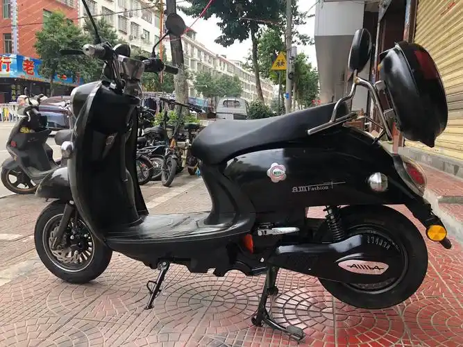 爱玛电动车  五个电瓶  精品车况  裸车出[勾引][勾引] - 抖音