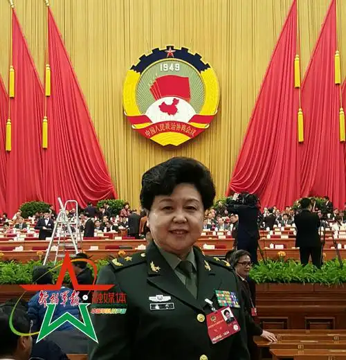 将眼观会⑧女将军范利:从今天开始戒烟,也是给妻女的礼物