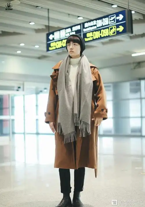 你的日系男孩肖战太会穿!演绎秋冬暖男穿搭,不愧是私服穿搭模板