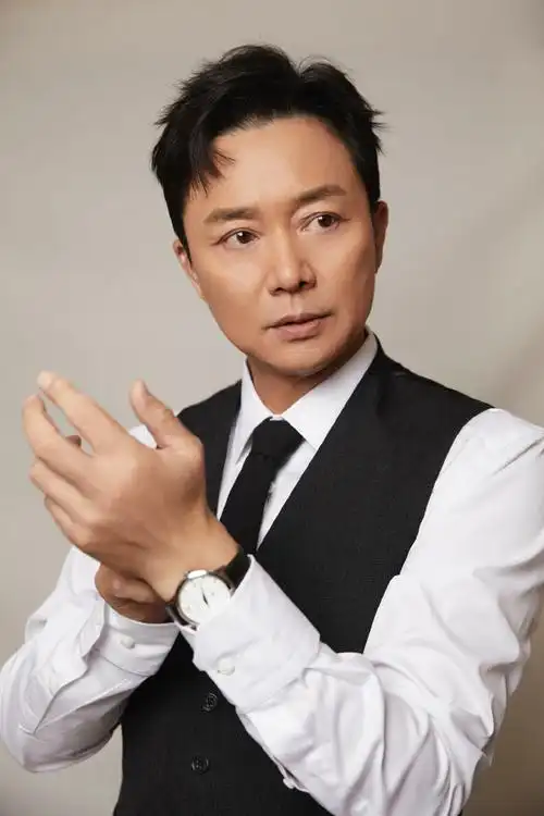 starsinchopard#演员@刘奕君actor佩戴#chopardl.u.