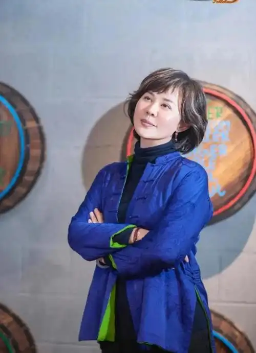 牧马人女主角丛珊图片(精武门丛珊图片) | 多获客