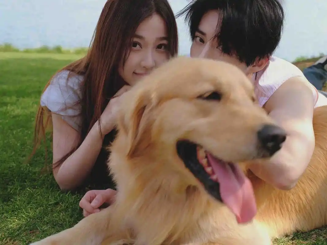 《你好星期六》节目中,虞书欣和王鹤棣一起参加的,是哪几期?