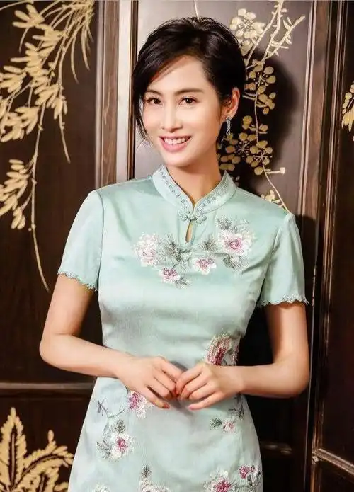 明星旗袍照,第四位仿佛画中来,真的太美啦!