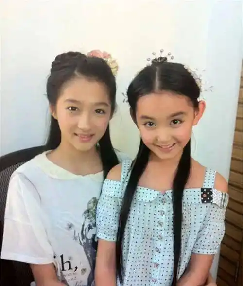 刘威抱着童年的杨幂,刘德华亲了谢霆锋一口!