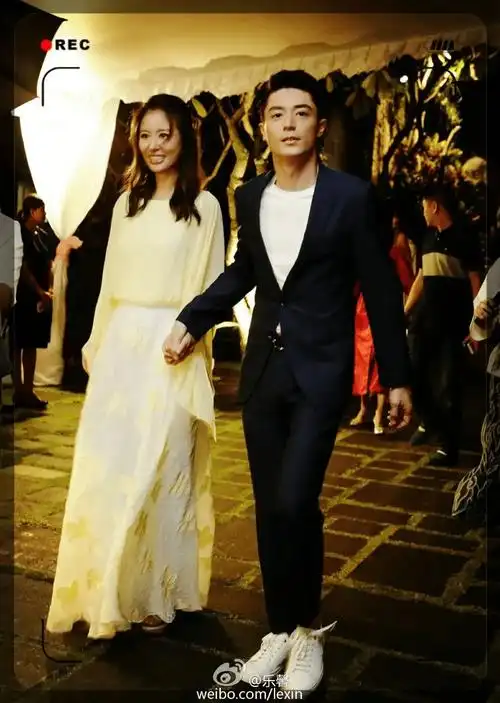 林心如分享家庭日常,霍建华负责送女儿上学_生活_演艺事业_丈夫