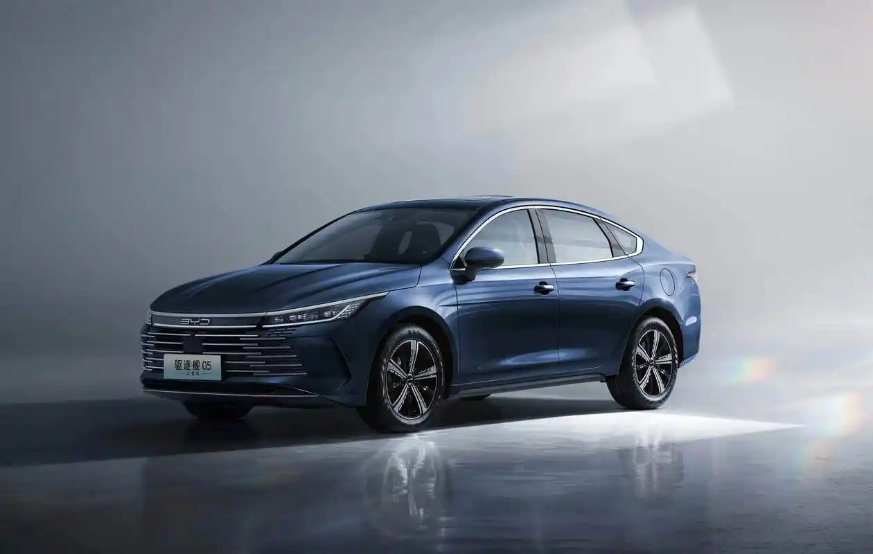 98万元起电比油低 比亚迪驱逐舰05荣耀版上市