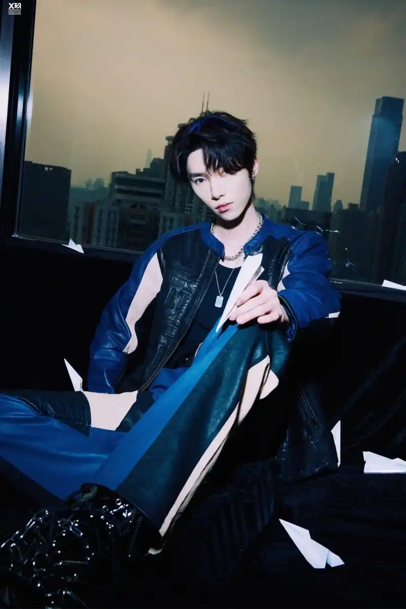 少年自在如风,热血驰骋赛场91x玖少年团赵磊今日空降#2023s联赛年度