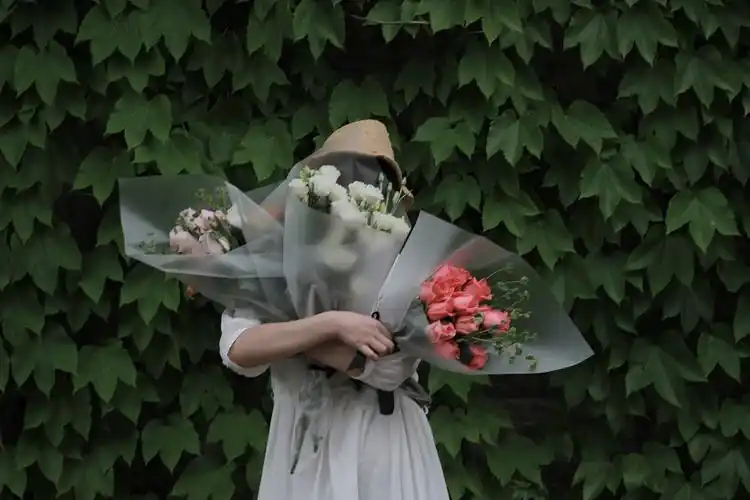 文艺复古鲜花人像摄影