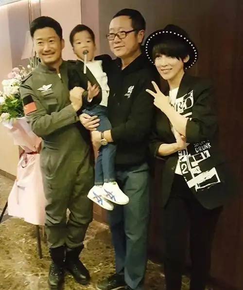 回顾从功夫小子到影坛骄傲吴京的成功离不开父亲的培养