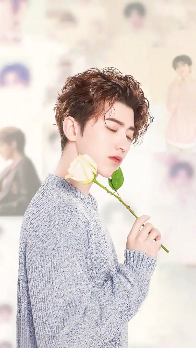 今日份520甜蜜暴击已送达小玫瑰蔡徐坤带刺却温柔