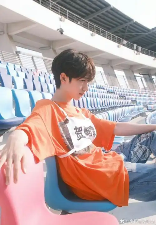 贺峻霖参加趣味运动会##贺峻霖参加校园运动会